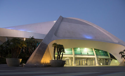 Anaheim Convention Center is the perfect venue for special events near Hotel 414