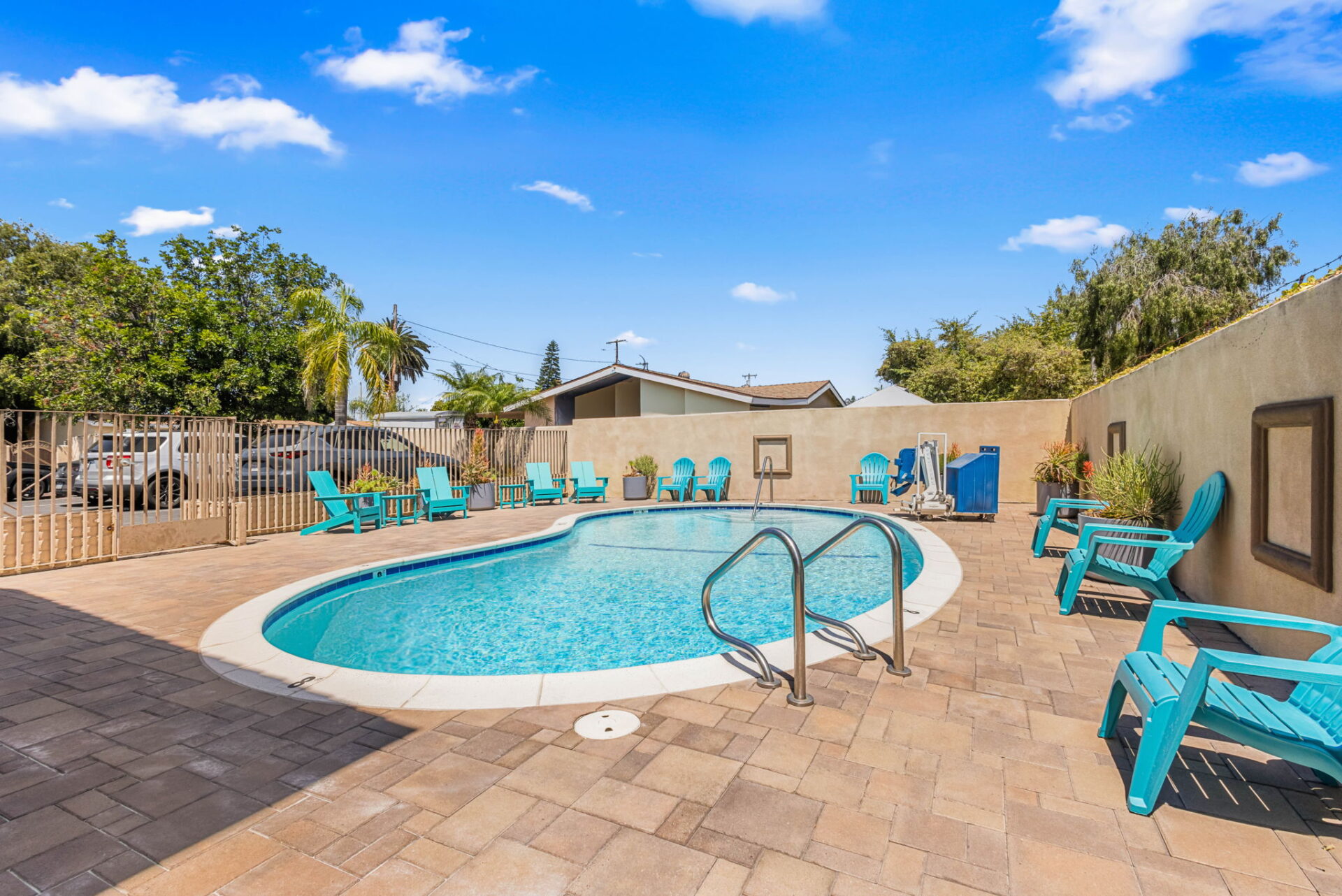Hotel 414 Anaheim pool